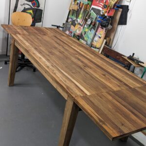 CARGO – Table en teck massif recyclé extensible 12 pers
