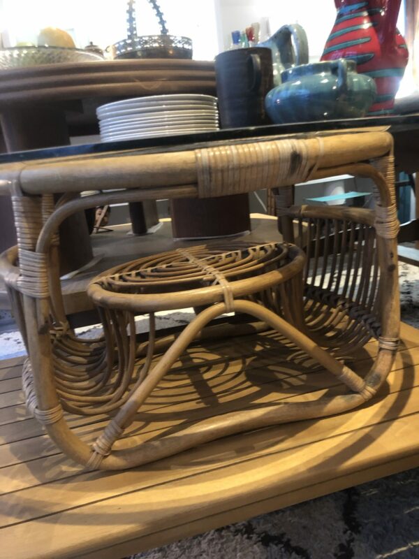 Table basse en rotin et verre – Image 8