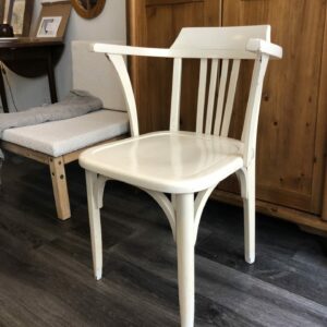 Fauteuil blanc style américain
