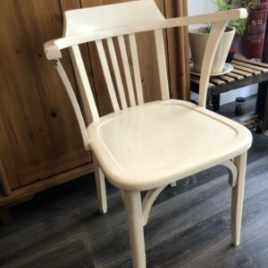 Fauteuil blanc style américain