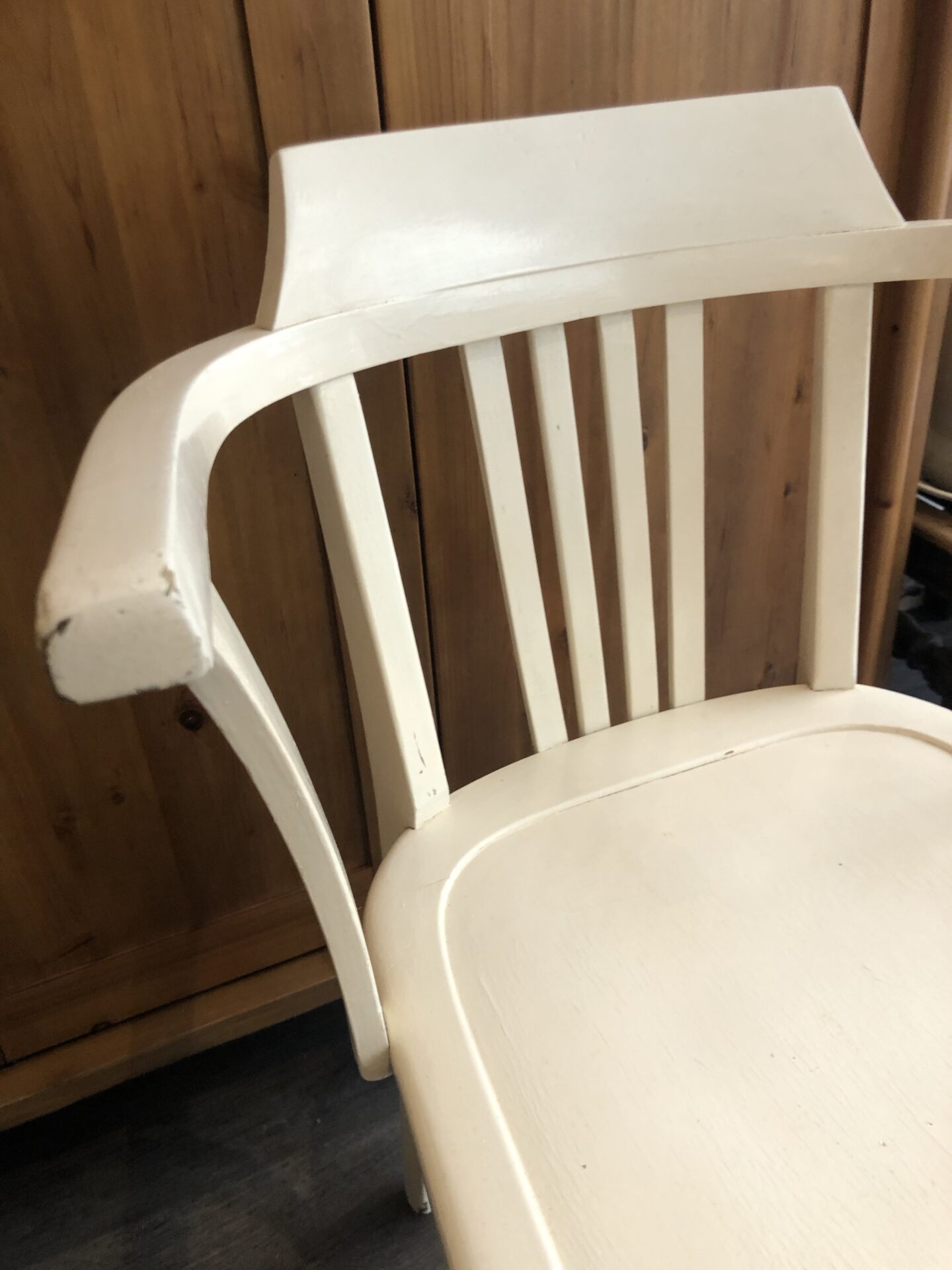 Fauteuil blanc style américain – Image 7