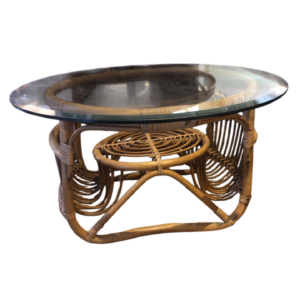 Table basse en rotin et verre