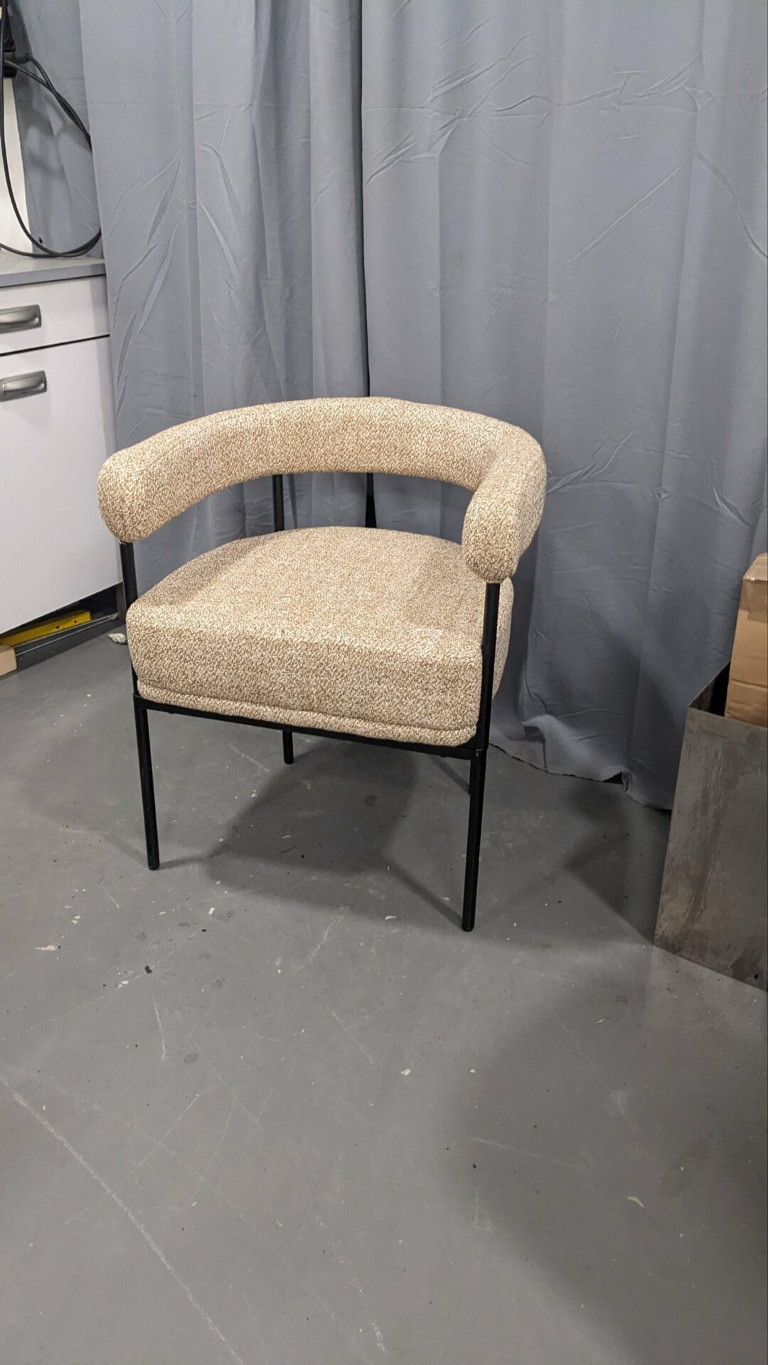 Chaise de salle à manger ARCADE jaune moucheté – Image 3