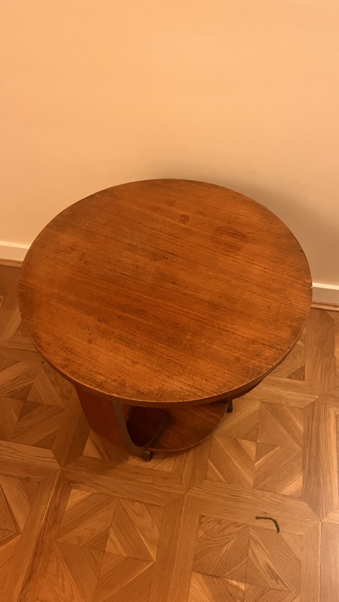 Table d’appoint ronde en bois style art déco – Image 3