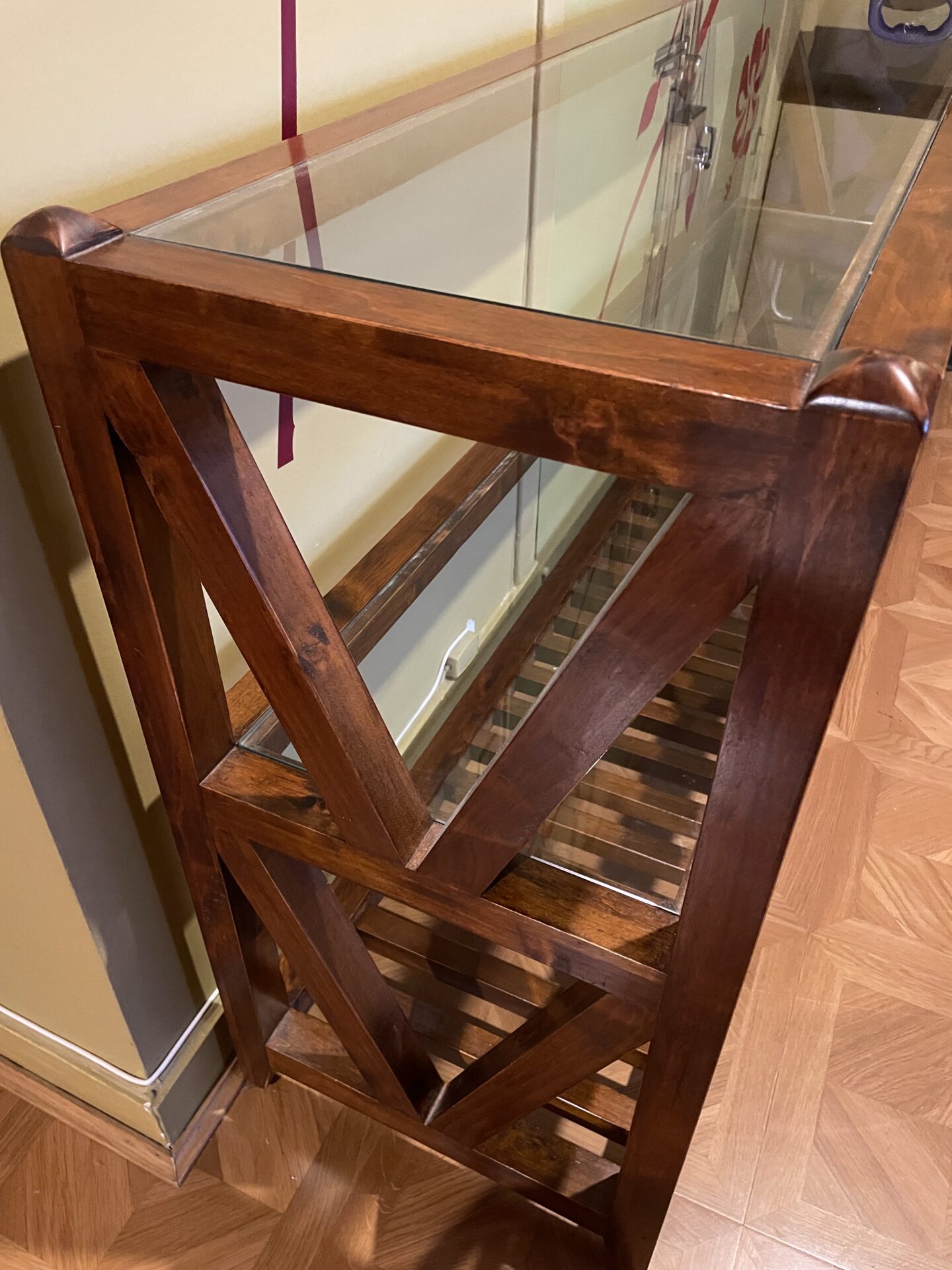 Console en bois et verre – Image 4