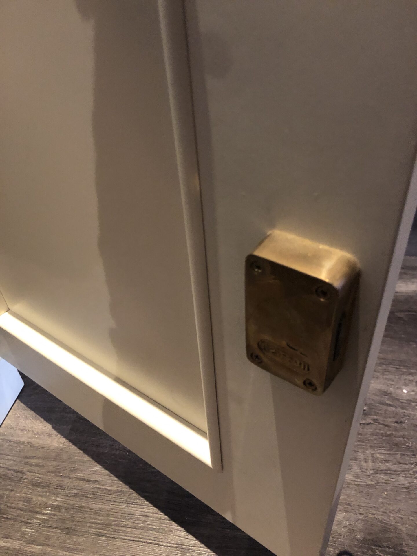 Paire de tables de chevet blanc – Image 4