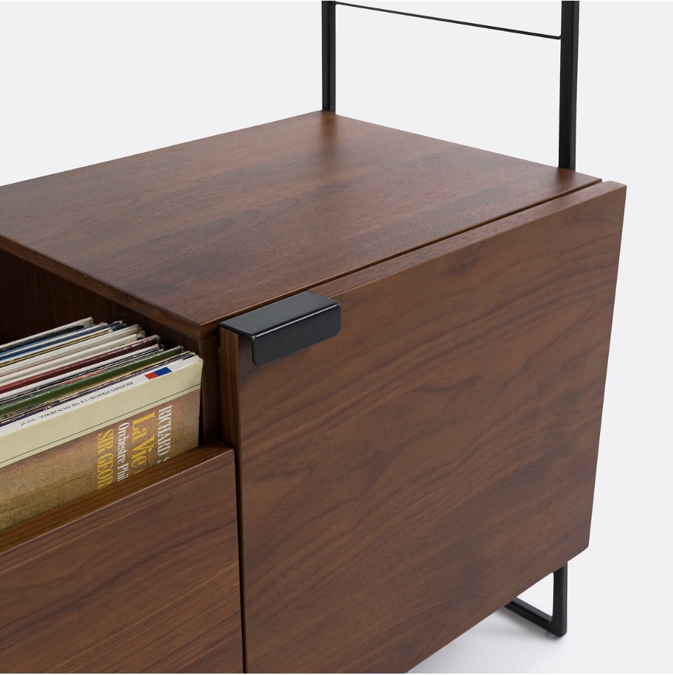 Étagère - Meuble Tv / hi-fi reddition vintage LA REDOUTE - noyer et métal – Image 4