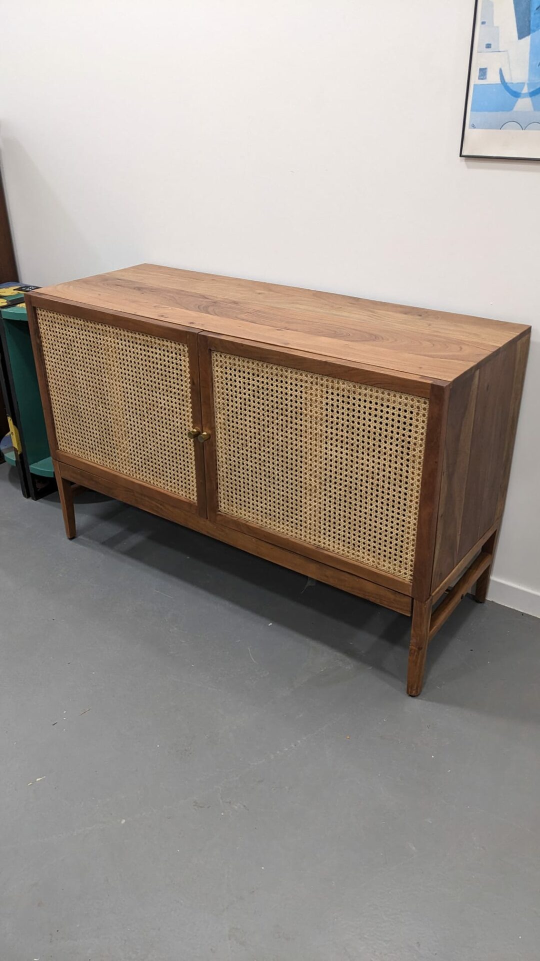 Buffet en acacia massif et cannage LEONTINE – Image 2