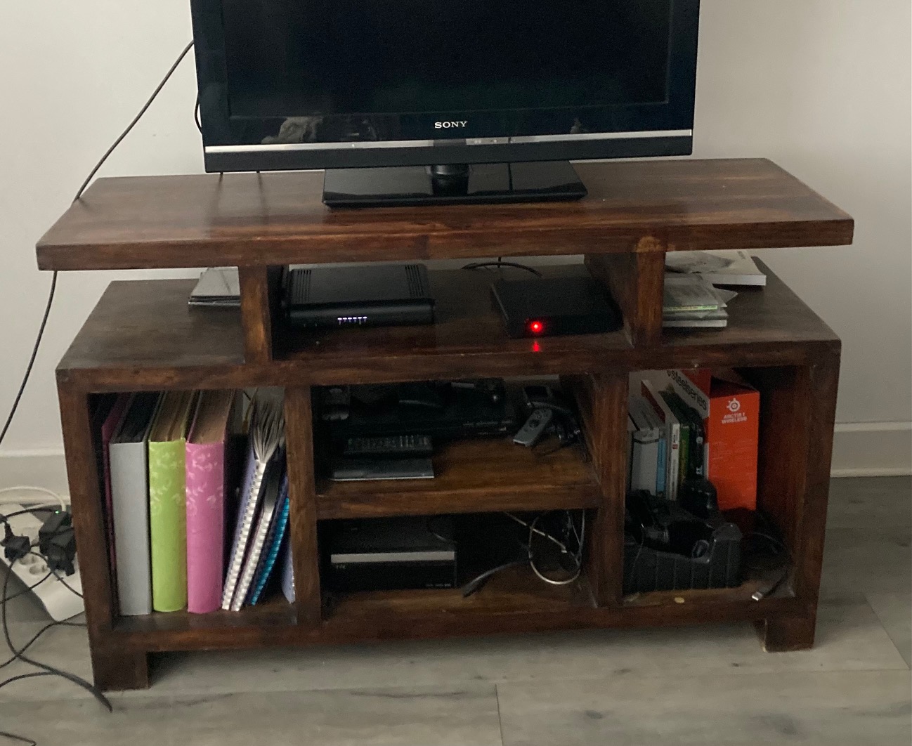 Meuble TV en bois exotique ITINÉRAIRE – Image 2