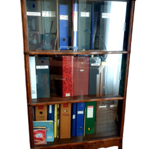 Bibliothèque vitrée