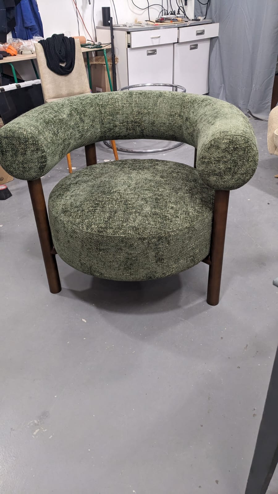 Fauteuil CAROL bois de frêne et tweed vert – Image 3