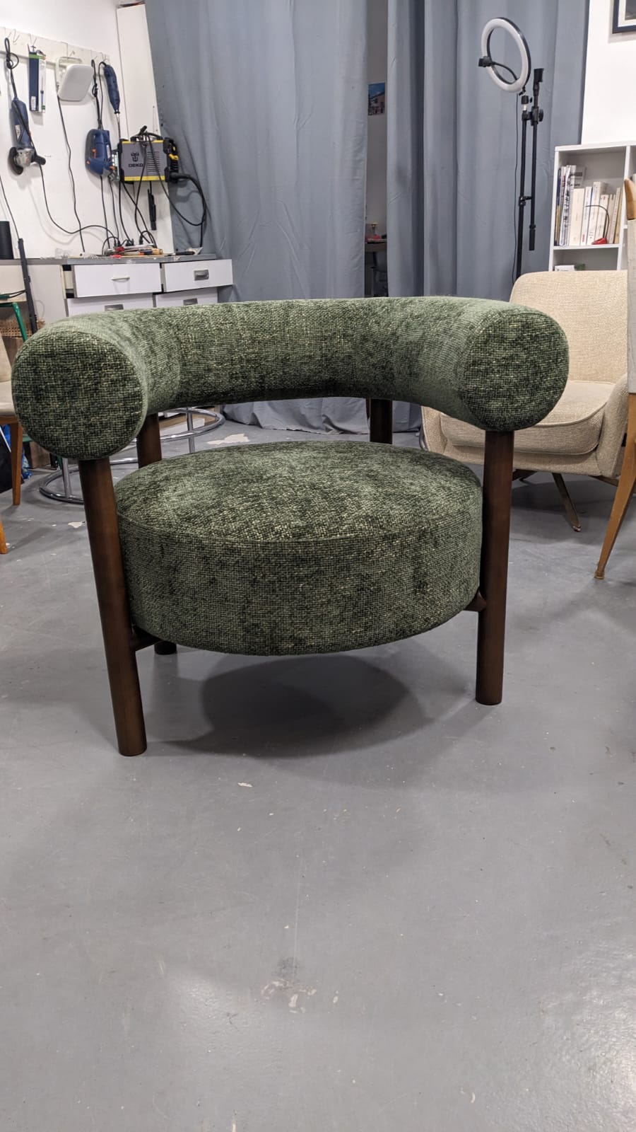 Fauteuil CAROL bois de frêne et tweed vert – Image 2