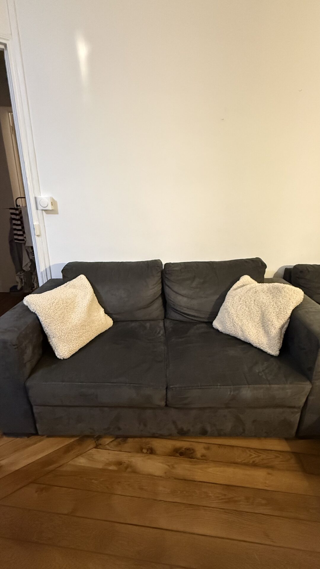 Canapé gris anthracite modulable et convertible – Image 2