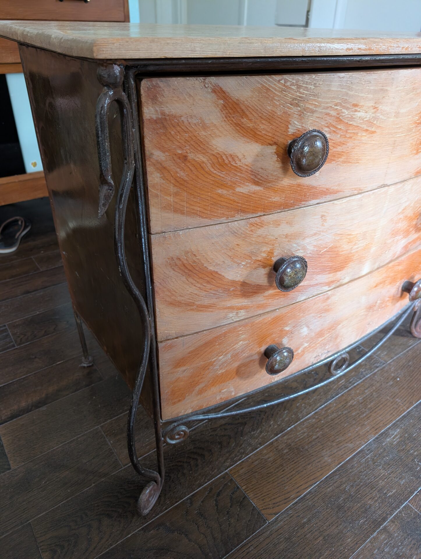 Vente d'une commode style Art Nouveau – Image 3