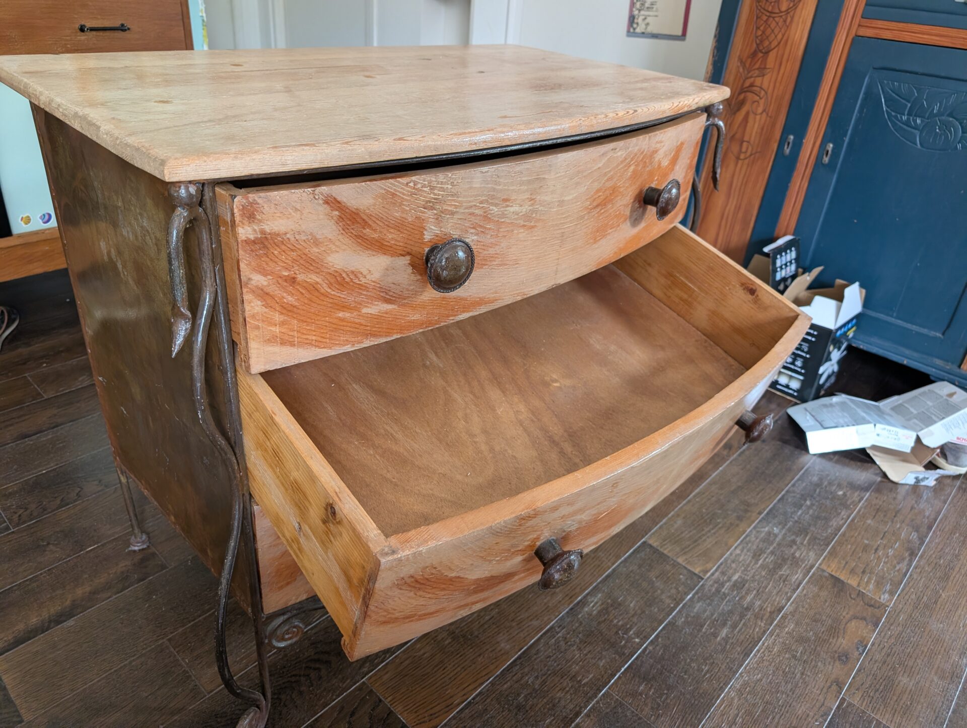 Vente d'une commode style Art Nouveau – Image 4