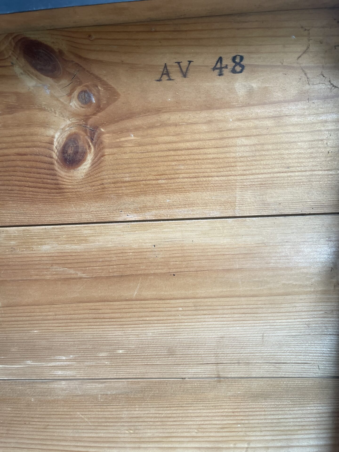 Coffre en bois noir – Image 5