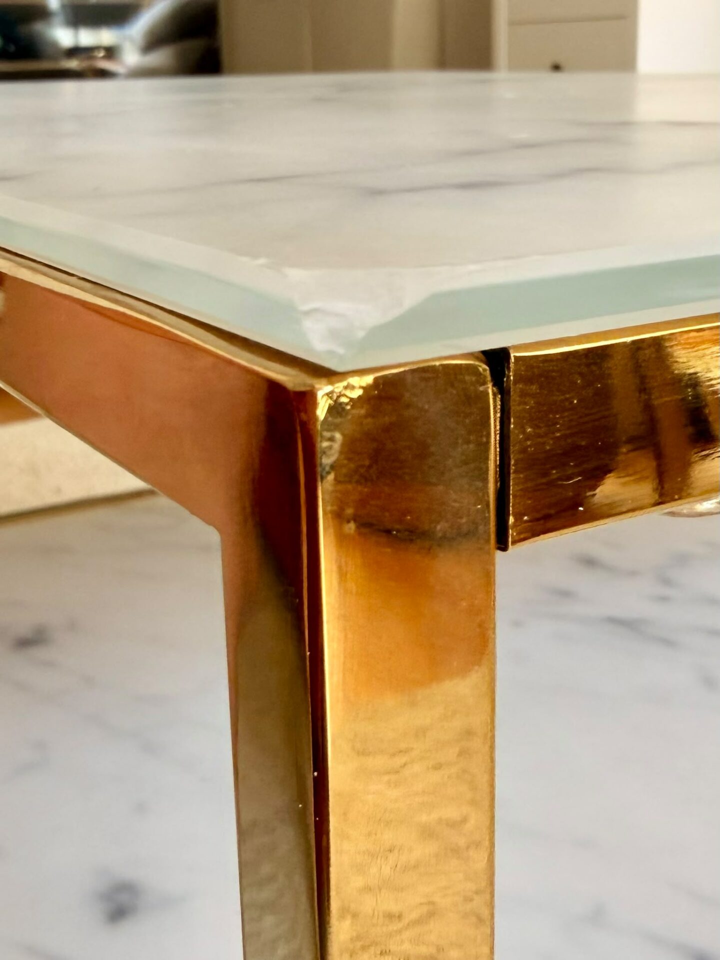 Table basse ACTONA Alisma dorée (Art déco) – Image 11